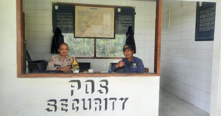 Bhabinkamtibmas Polsek Caringin Polres Sukabumi Desa Sukamulya Lakukan Sambang dan Himbauan Kamtibmas ke Satpam PT. SNNC