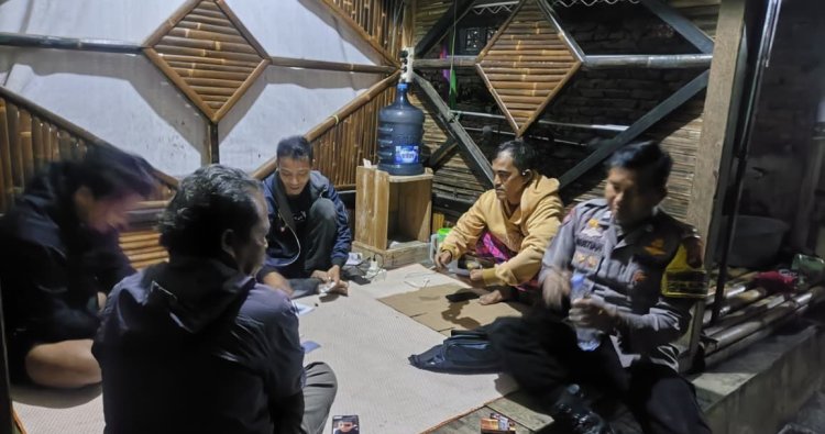 Bhabinkamtibmas Polsek Palabuhanratu Sambang dan Kontrol Satkamling, Perkuat Sinergitas dengan Warga