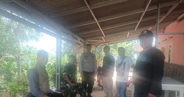 Bhabinkamtibmas Polsek Nyalindung Polres Sukabumi Desa Wangunreja Ajak Warga Tingkatkan Ketahanan Pangan dan Kewaspadaan Kamtibmas