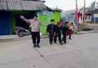 Polsek Nyalindung Polres Sukabumi Laksanakan Pengaturan Lalu Lintas di SDN Cireundeu