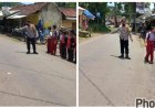 Polsek Gegerbitung Laksanakan Pengaturan Lalin Pagi di Depan SDN Caringin 2