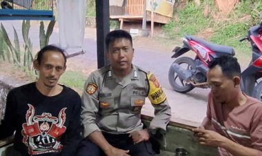 Sambang warganya oleh Bhabinkamtibmas Polsek Caringin polres sukabiumi di Desa Seuseupan